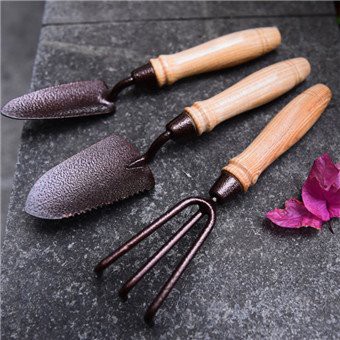 hand shovel for gardening tools