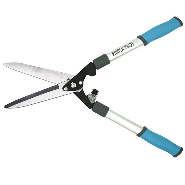 ガーデンツールの使用-高枝ばさみと高枝のこぎり